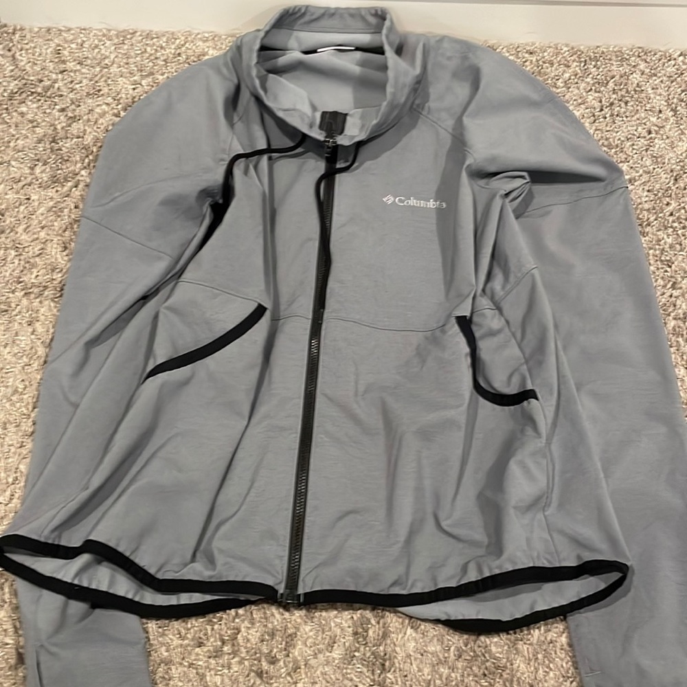 Columbia rain jacket